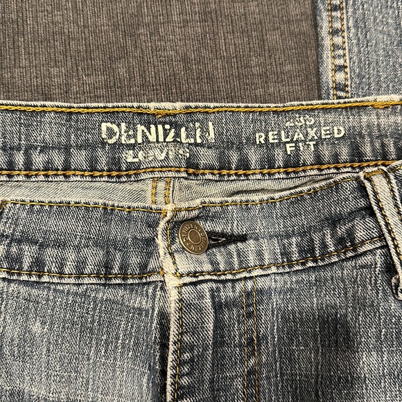 Men's relaxed fit jeans - Picture 2 of 8
